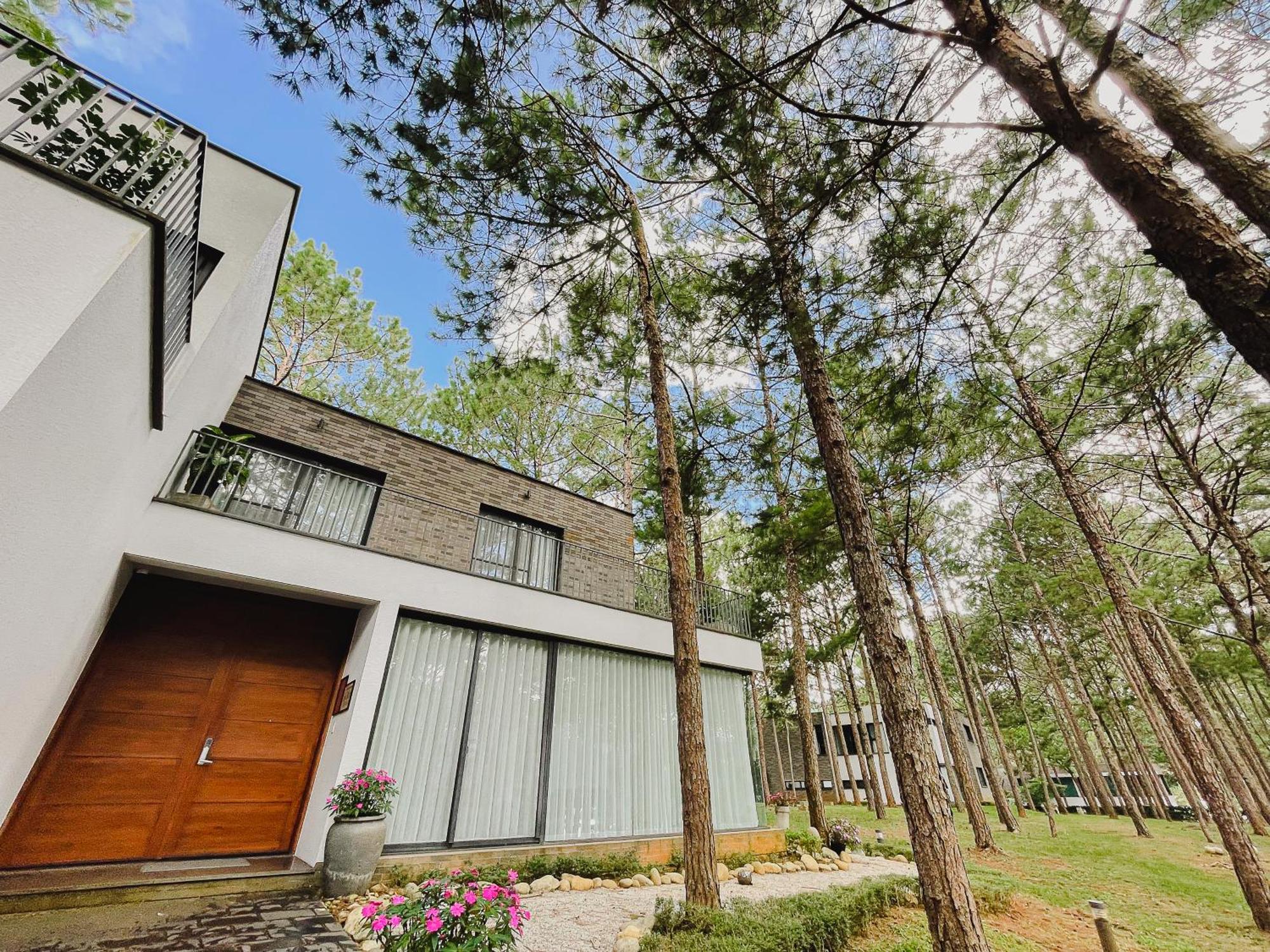 Terracotta Hotel & Resort Dalat Exterior foto